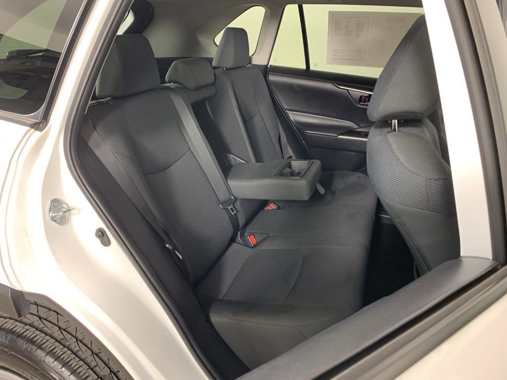 Used 2024 Toyota RAV4 LE AWD/4WD image 34