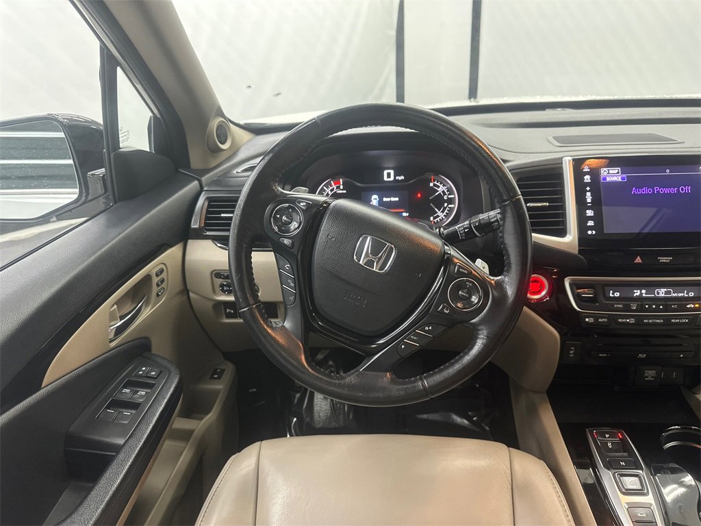 Used 2018 Honda Pilot Touring image 27