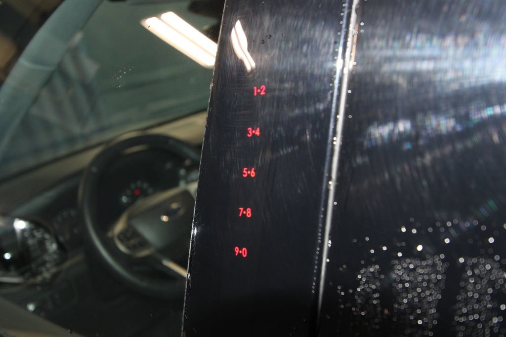 Used 2022 Ford Explorer Limited w/ Equipment Group 301A image 45