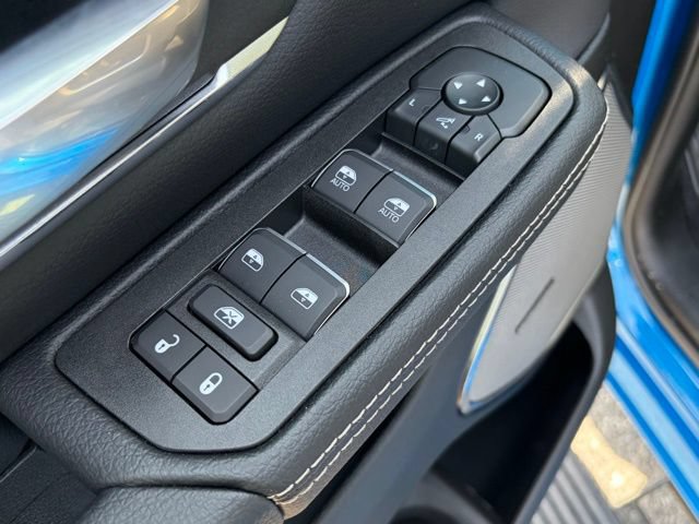 New 2026 RAM 1500 Laramie w/ Night Edition AWD/4WD image 13