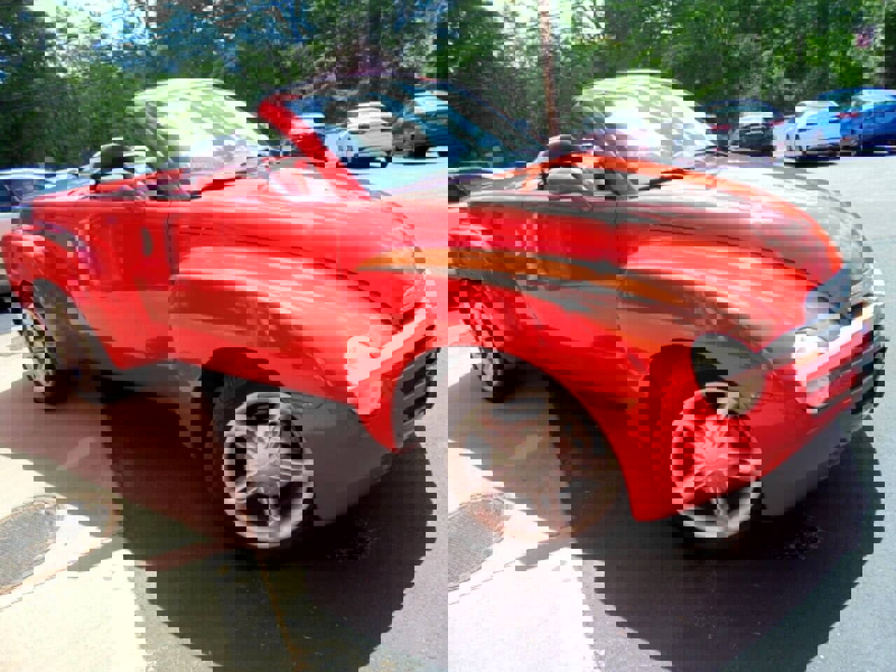 Used 2005 Chevrolet SSR w/ Preferred Equipment Group RWD image 2