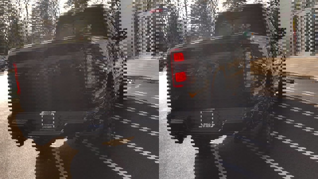 New 2026 RAM 1500 4x4 Crew Cab image 7