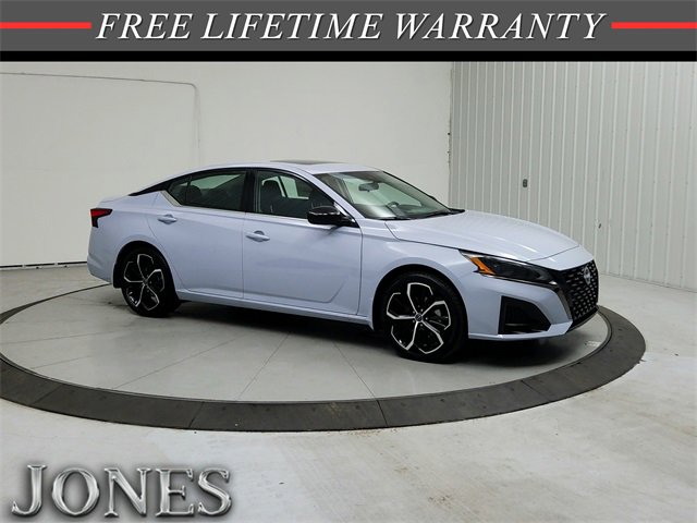 New 2025 Nissan Altima 2.5 SR w/ SR Premium Package