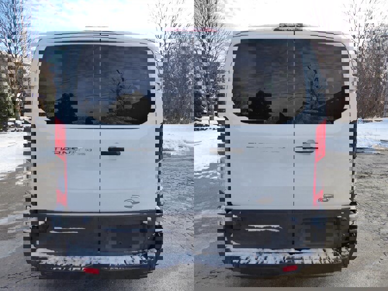 Used 2015 Ford Transit 350 XL image 6