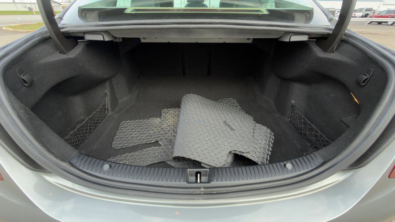 Used 2015 Mercedes-Benz C 300 4MATIC Sedan image 47