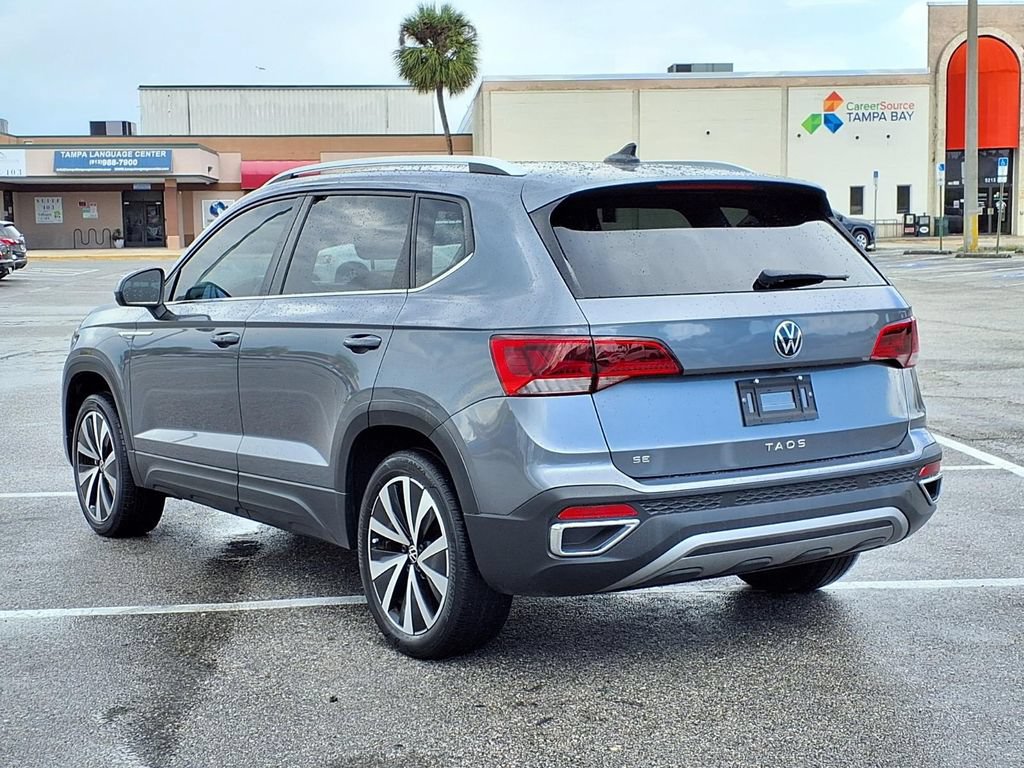 Used 2022 Volkswagen Taos SE FWD image 5