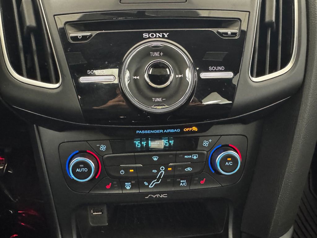 Used 2017 Ford Focus RS image 23