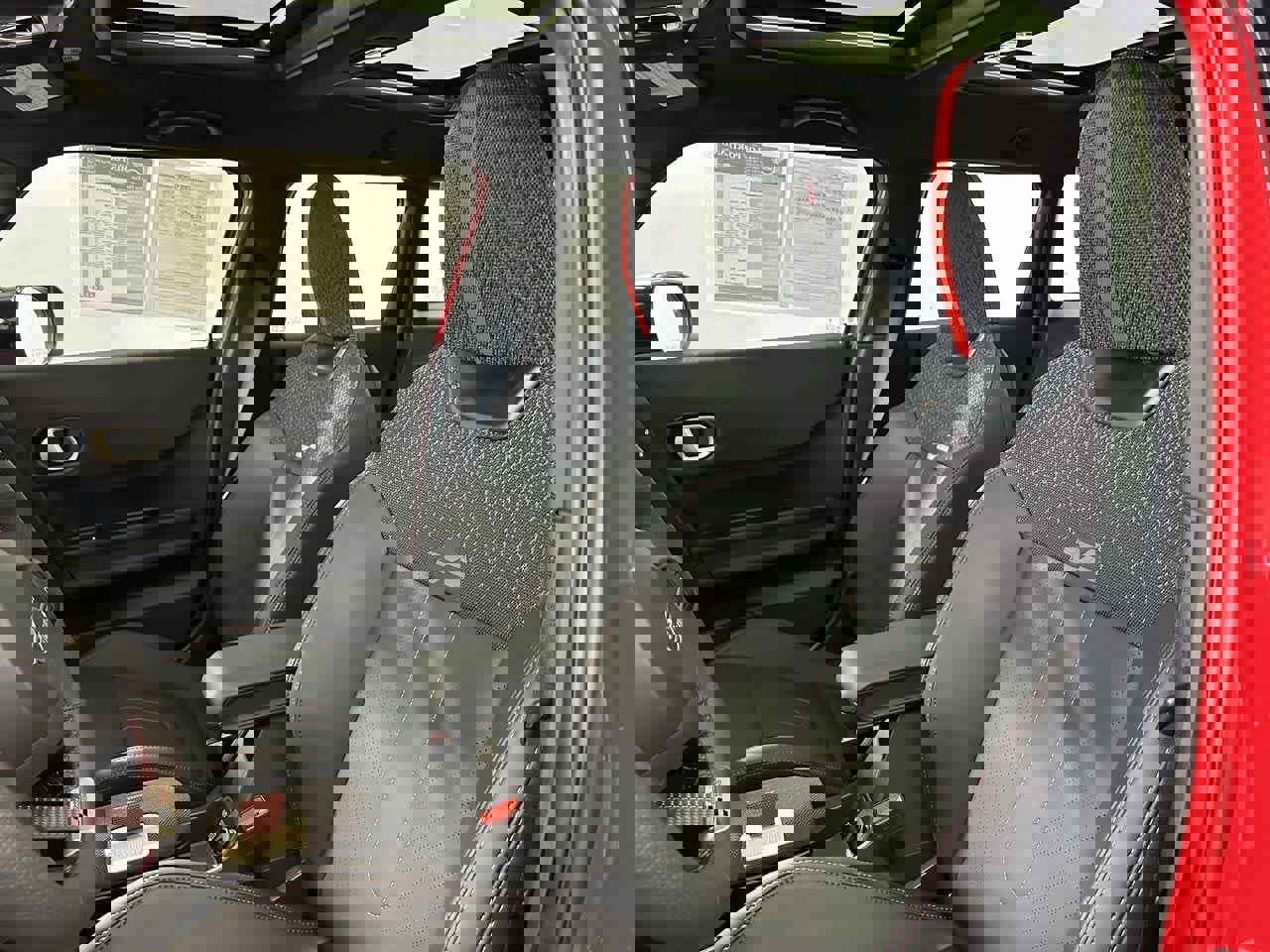 Certified 2025 MINI Cooper S image 10