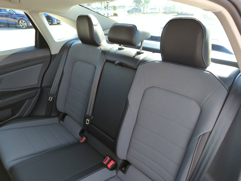 New 2026 Volkswagen Jetta SE image 25