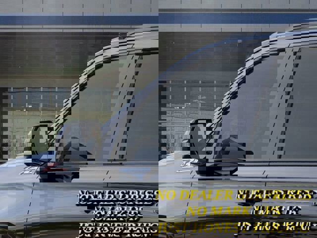 New 2026 Chevrolet Suburban Z71 w/ Comfort Package image 12