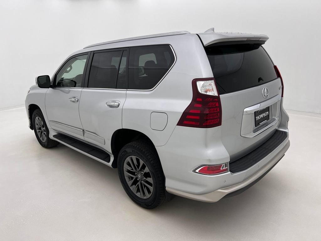 Used 2019 Lexus GX 460 Luxury w/ Sport Design Package image 9