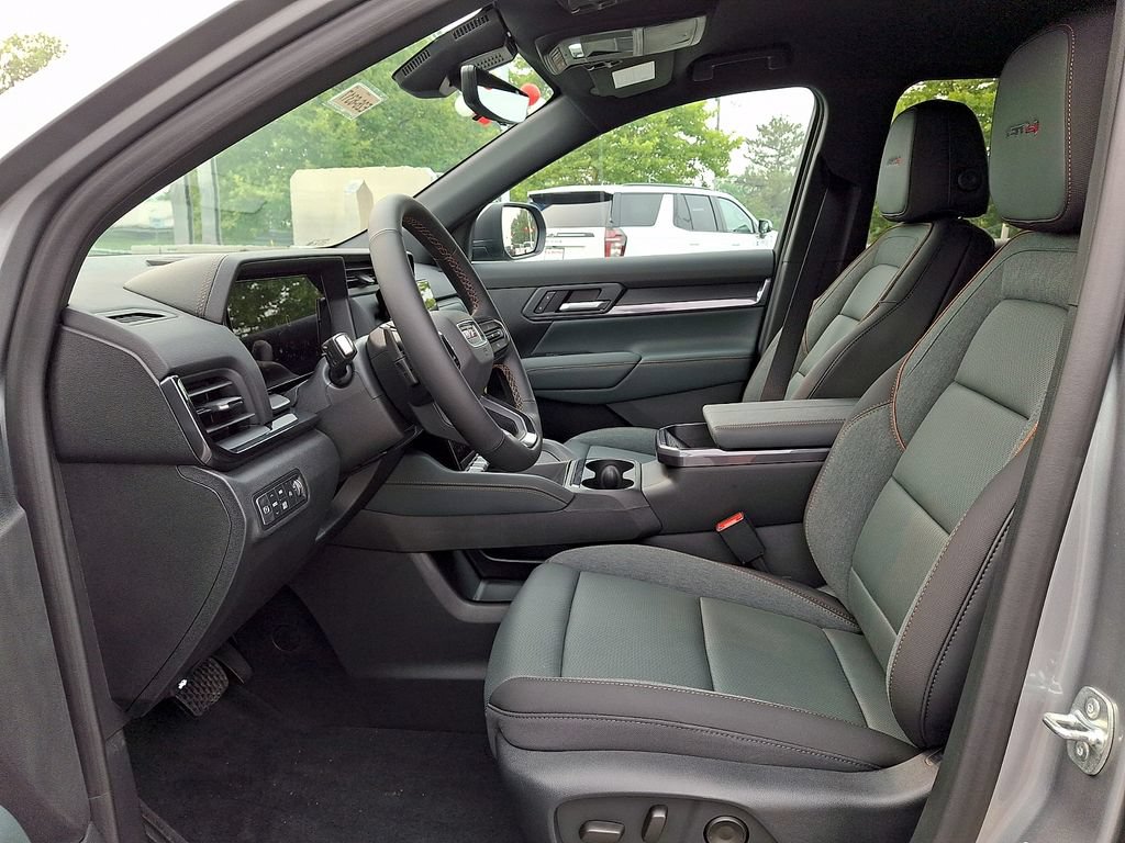 New 2026 GMC Terrain AT4 w/ Convenience Package III AWD/4WD image 9