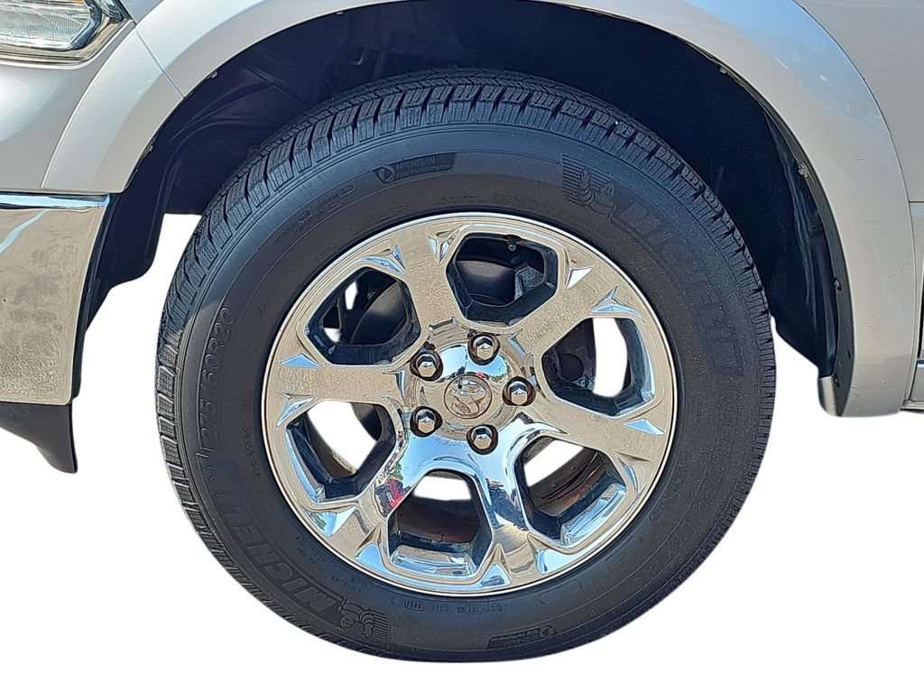 Used 2016 RAM 1500 Laramie AWD/4WD image 29