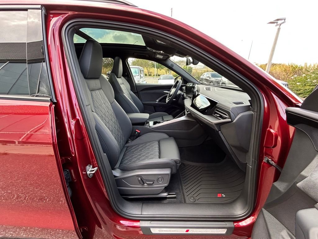 New 2025 Audi SQ5 Premium Plus image 43