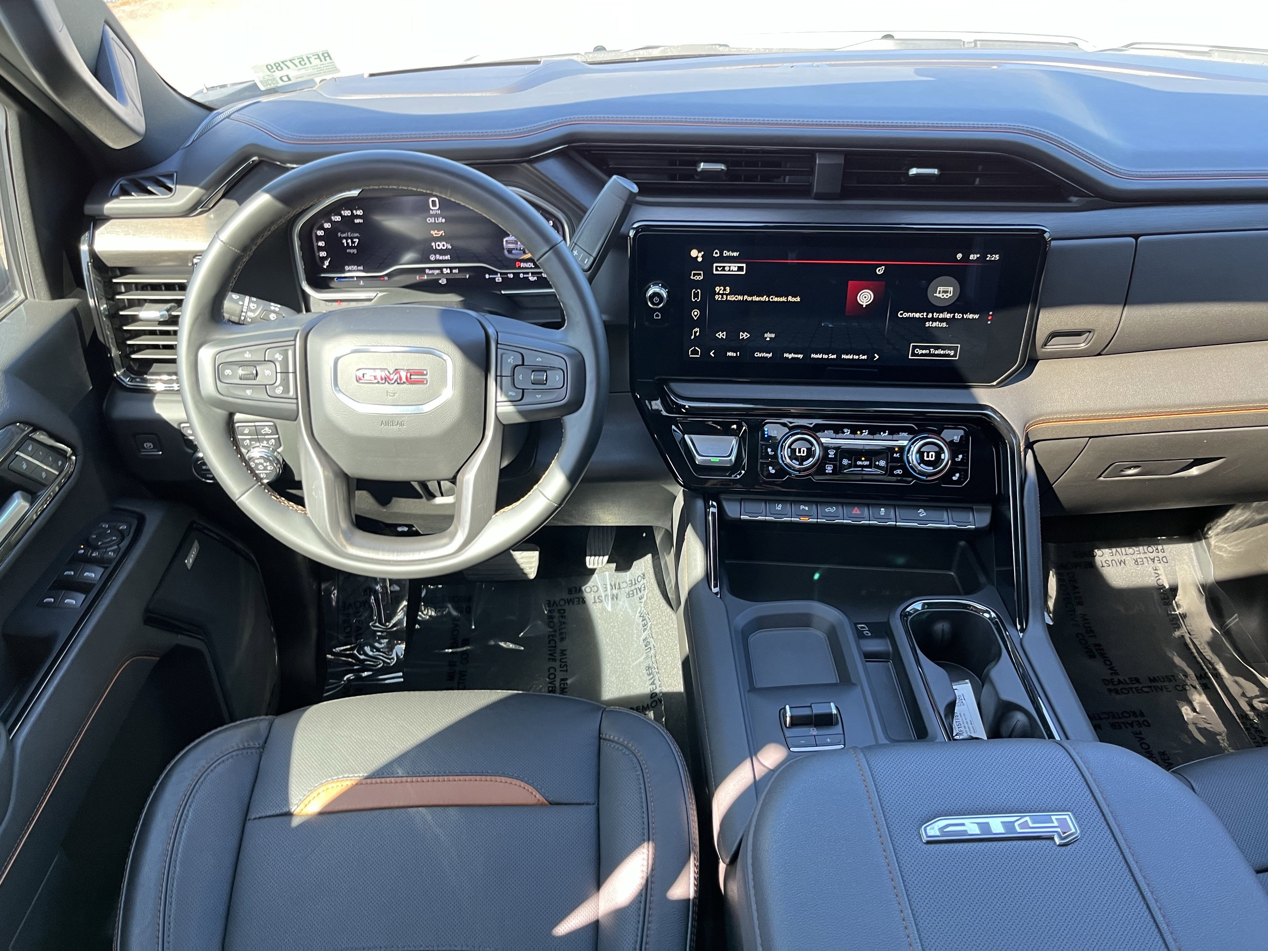 Used 2024 GMC Sierra 2500 AT4 w/ AT4 Premium Plus Package image 14