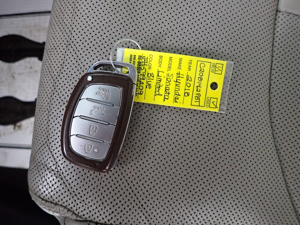 Used 2018 Hyundai Sonata Limited w/ Cargo Package image 36
