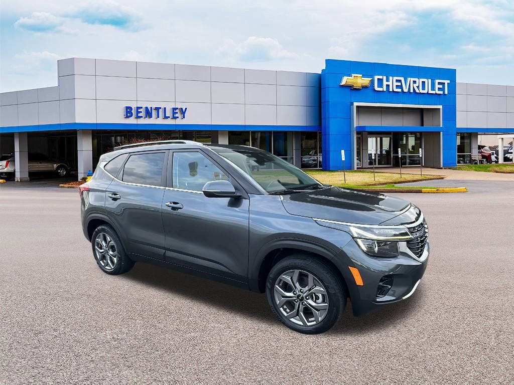 Used 2024 Kia Seltos S image 7