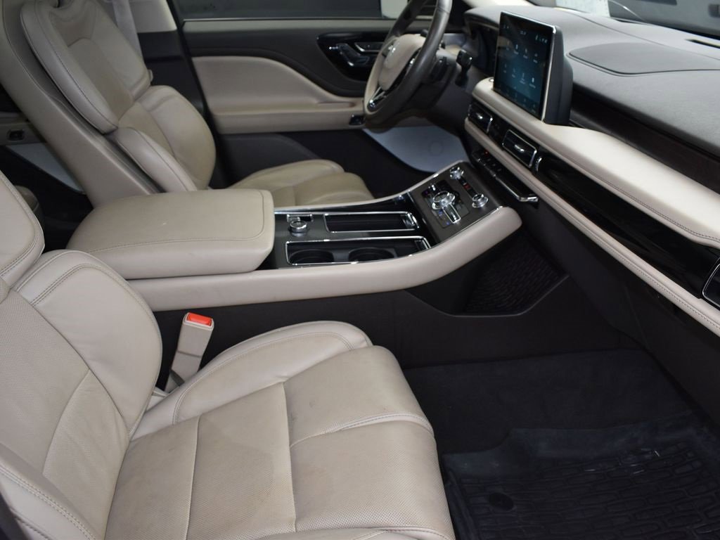 Used 2023 Lincoln Aviator Reserve w/ Equipment Group 201A image 27