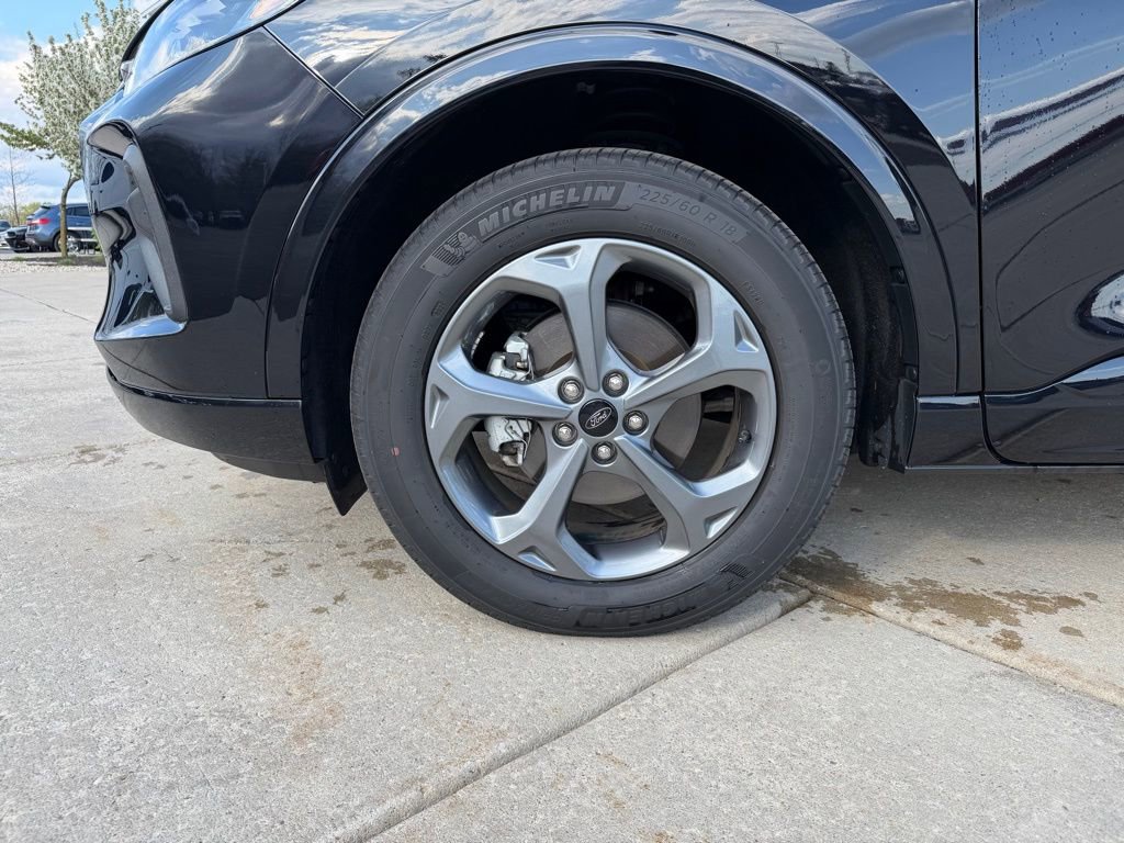 Used 2024 Ford Escape ST-Line w/ Tech Pack #1 image 16