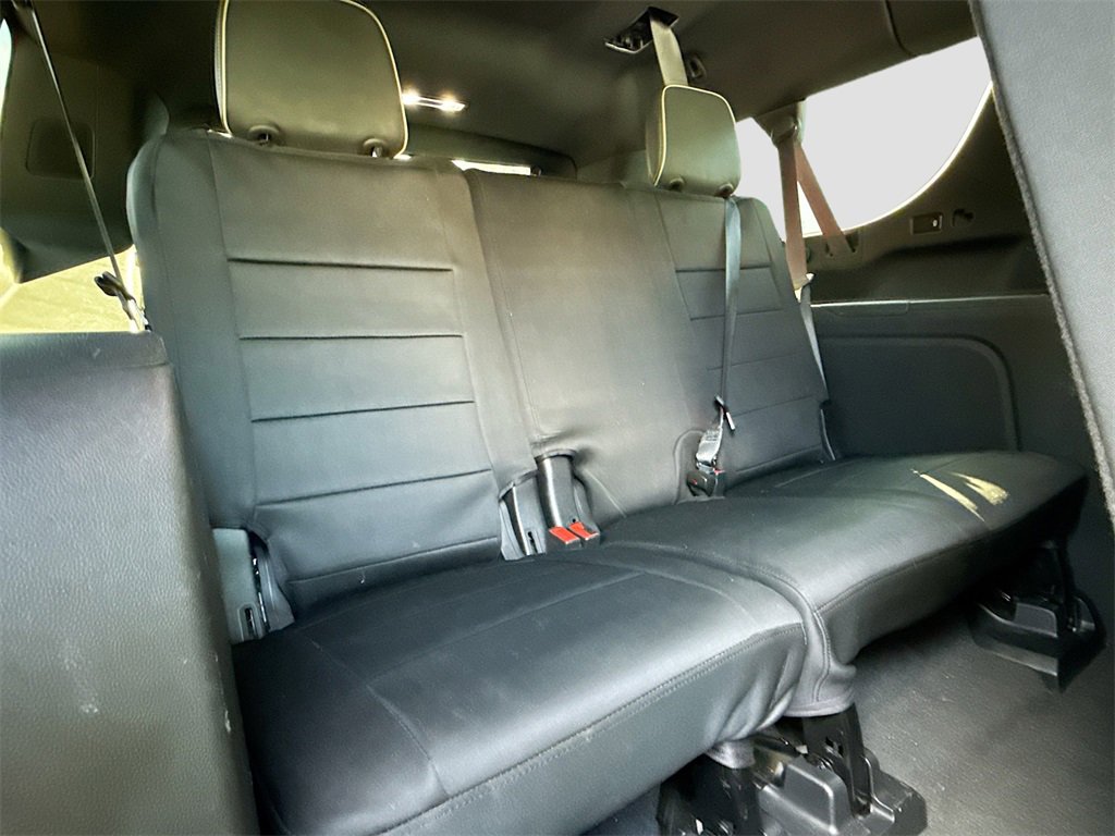Used 2022 GMC Yukon XL SLT image 30