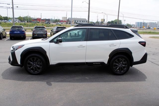 Used 2025 Subaru Outback Onyx Edition AWD/4WD image 8