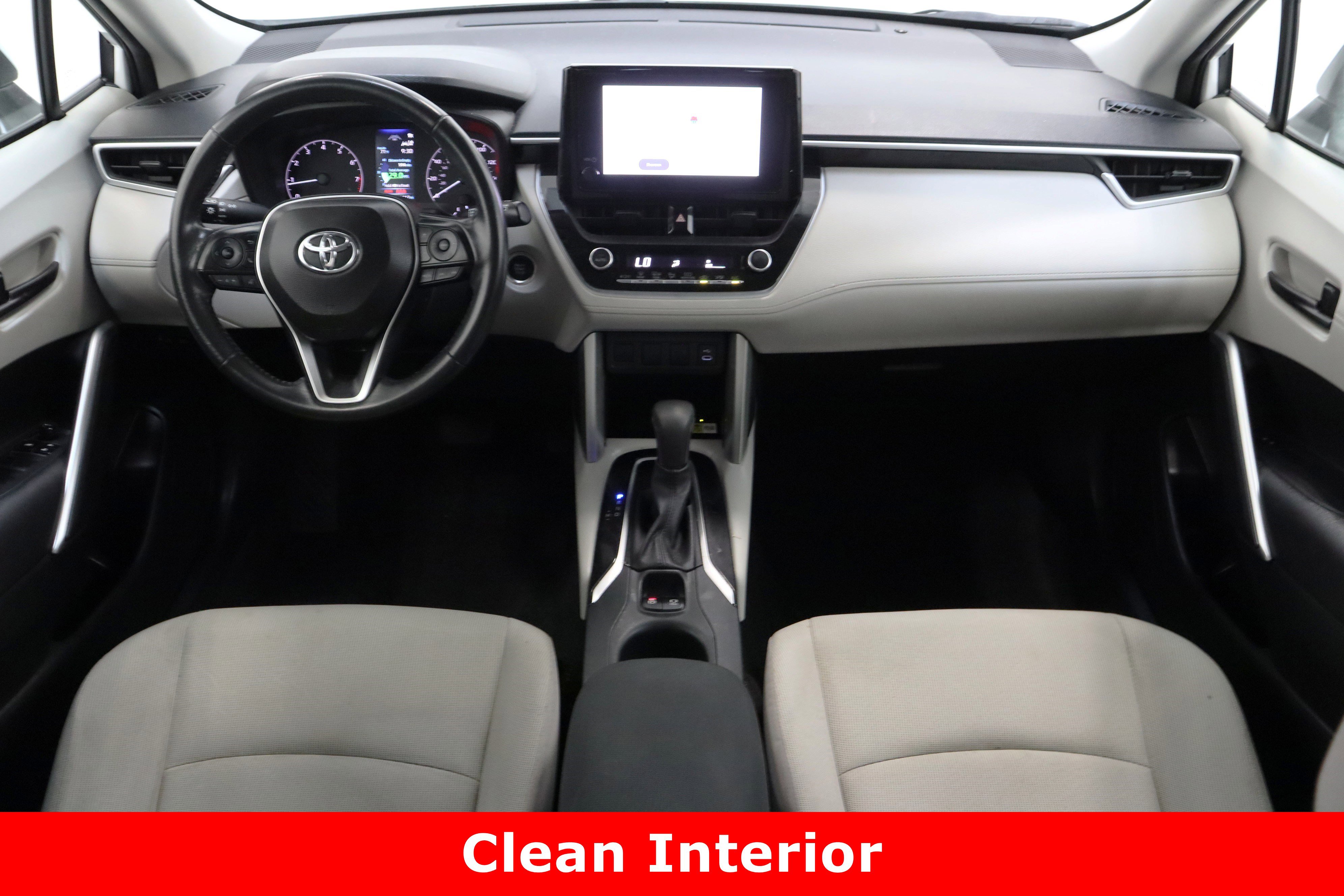Used 2023 Toyota Corolla Cross LE image 29