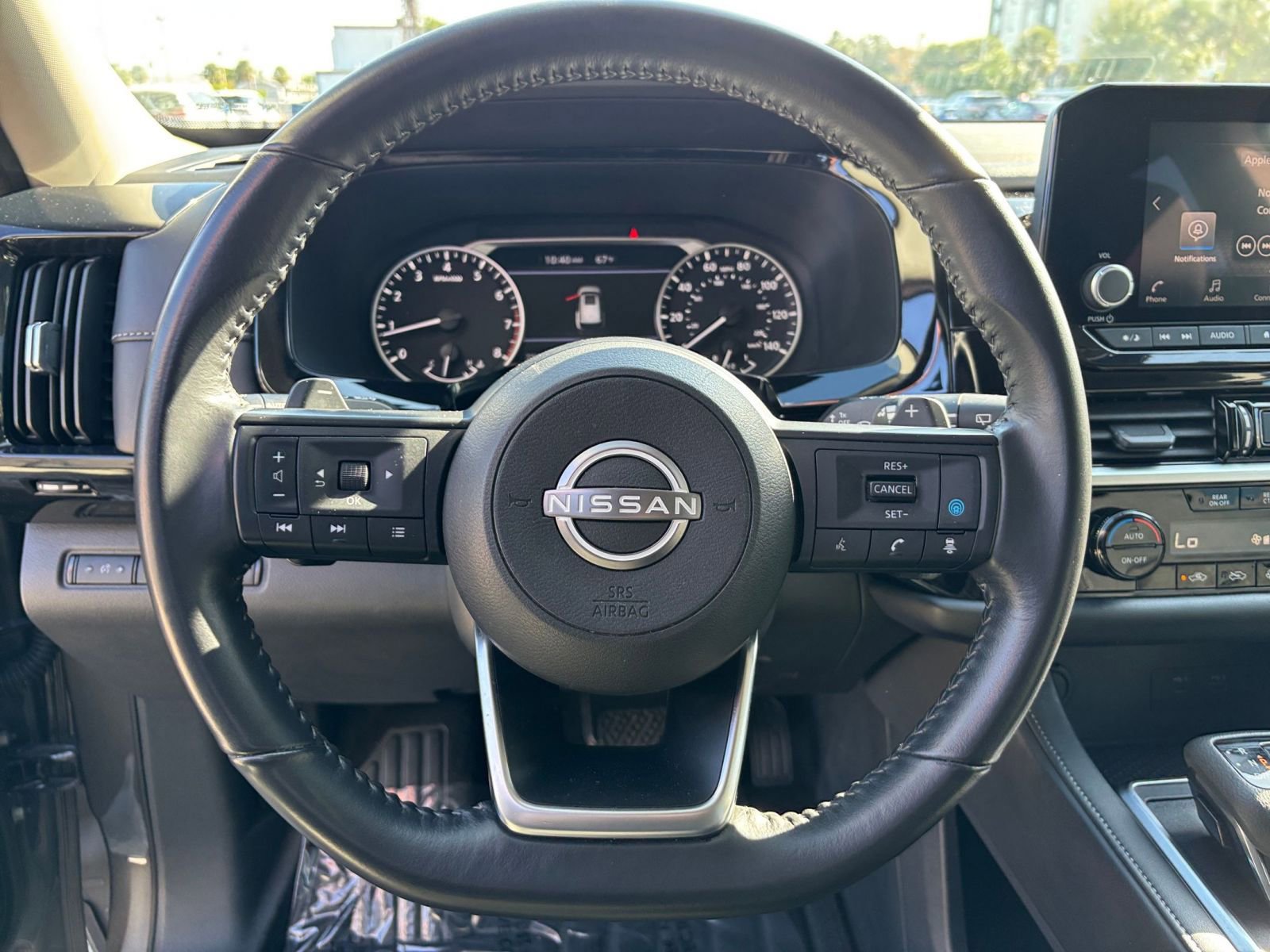 Used 2025 Nissan Pathfinder SV image 29