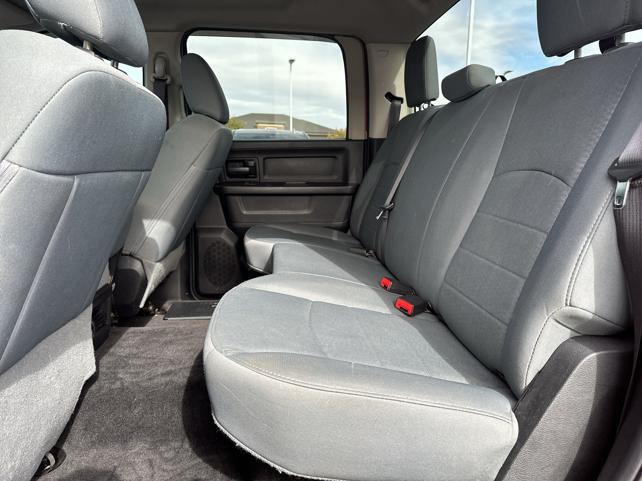 Used 2017 RAM 1500 ST w/ SXT Appearance Group AWD/4WD image 18