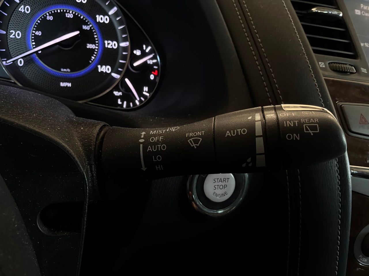 Used 2017 INFINITI QX80 2WD image 37