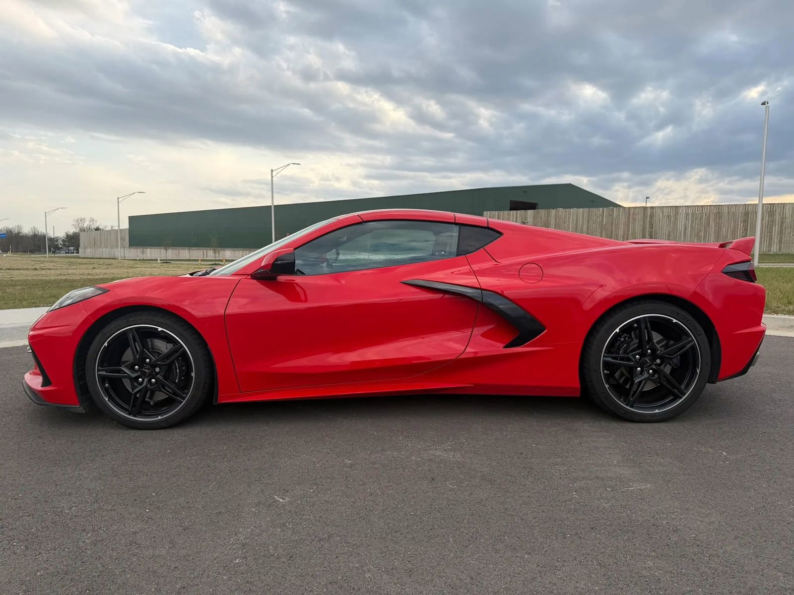 Used 2020 Chevrolet Corvette Stingray Preferred Cpe w/ 2LT Preferred Equipment Group image 3