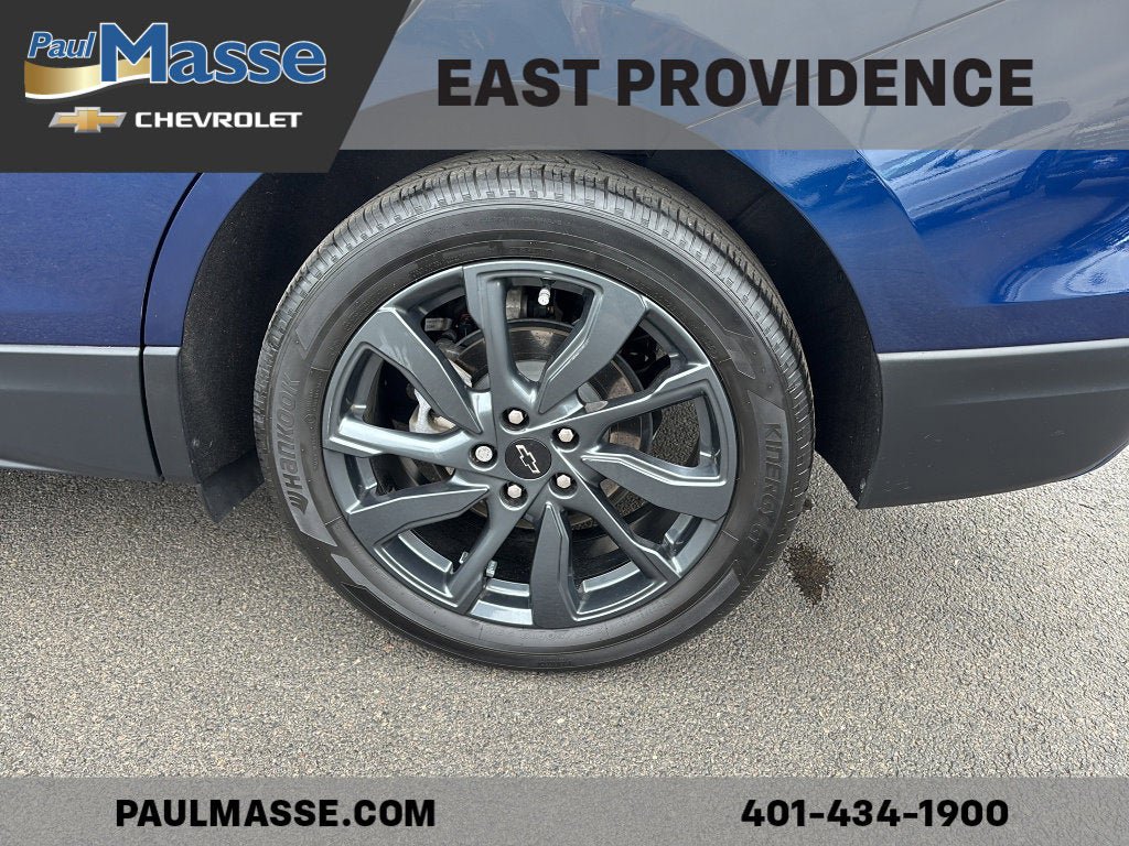 Used 2023 Chevrolet Equinox RS w/ RS Leather Package AWD/4WD image 8