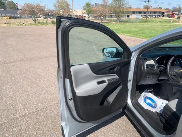 Used 2022 Chevrolet Equinox LT AWD/4WD image 12