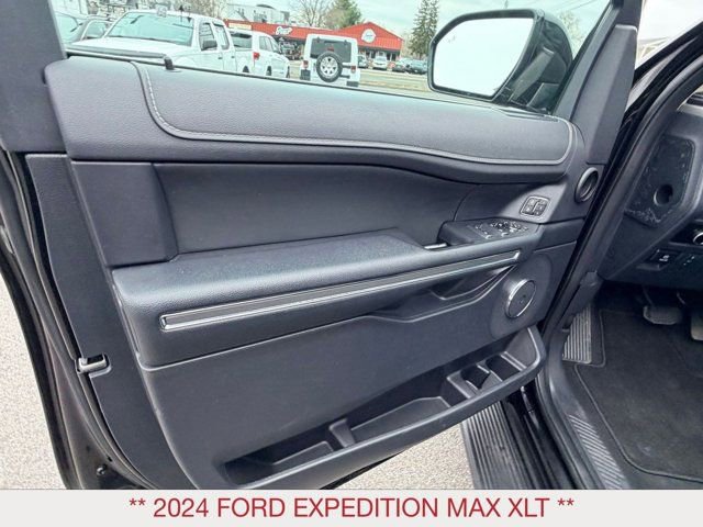 Used 2024 Ford Expedition Max XLT image 18