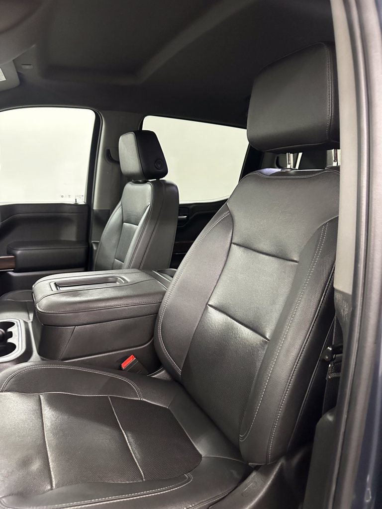 Used 2022 GMC Sierra 1500 SLT w/ SLT Premium Plus Package AWD/4WD image 12