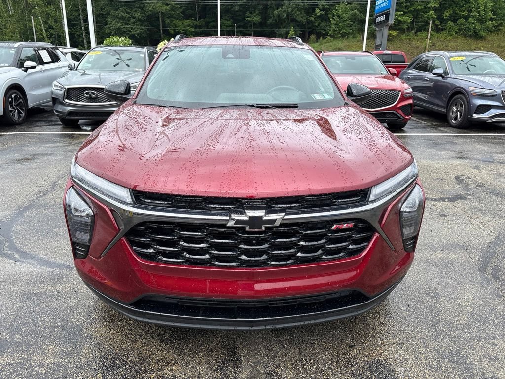 Certified 2024 Chevrolet Trax RS w/ Driver Confidence Package FWD image 8