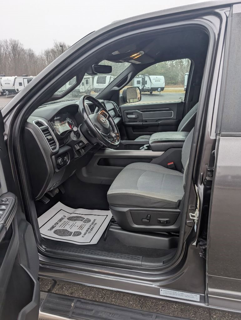 Used 2021 RAM 3500 Big Horn w/ Level 2 Equipment Group image 10