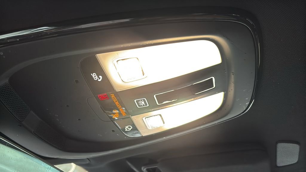 Certified 2023 Volvo XC90 B6 Plus AWD/4WD image 22