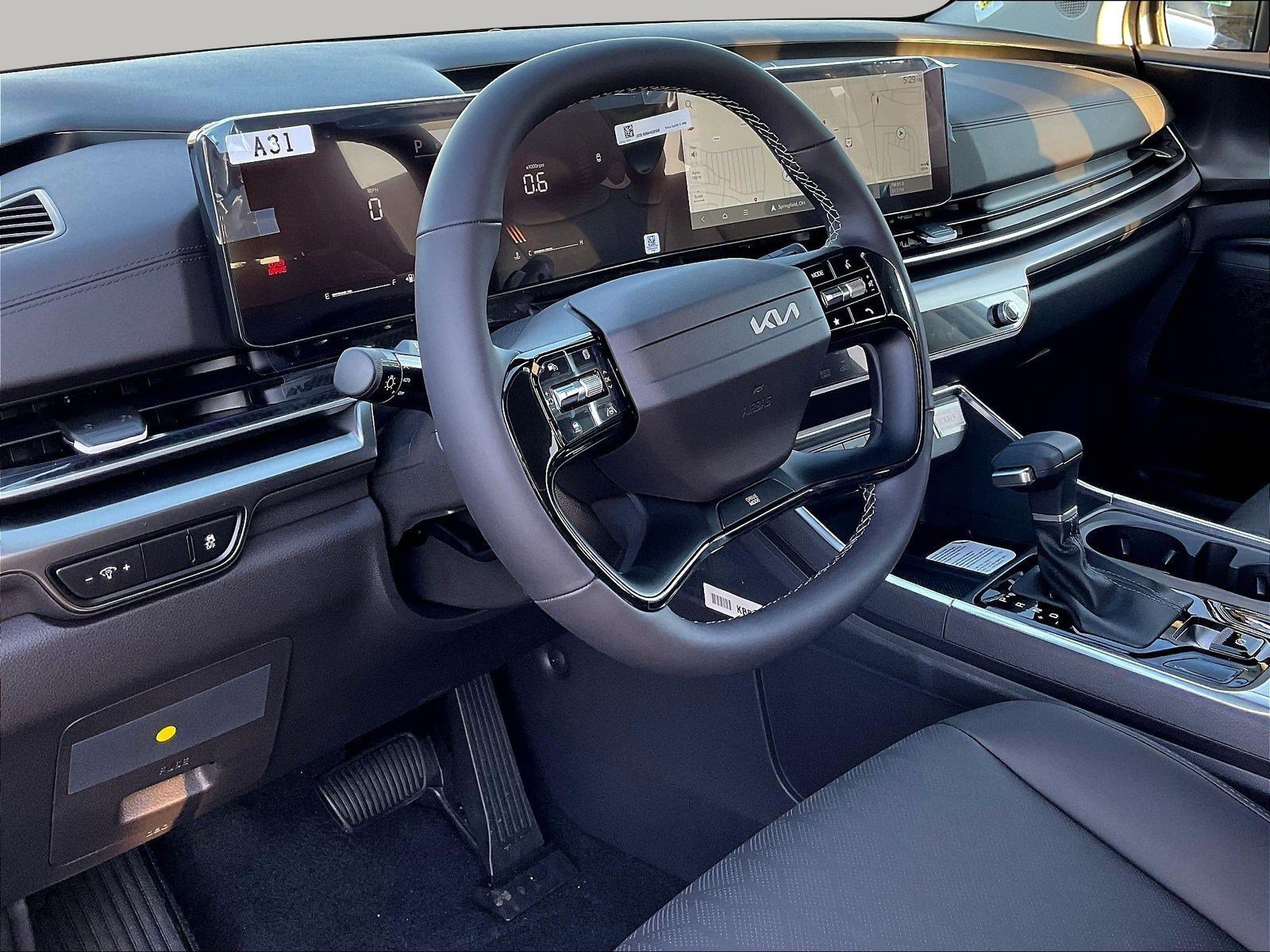 New 2027 Kia Carnival EX FWD image 16