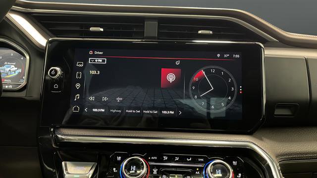 Used 2024 GMC Sierra 3500 Denali w/ Denali Reserve Package image 19