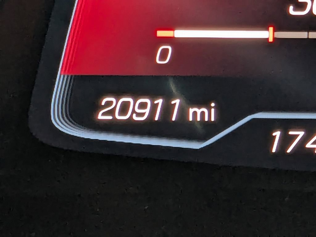 Used 2023 Chevrolet Corvette Stingray Premium Conv w/ Z51 Performance Package image 21