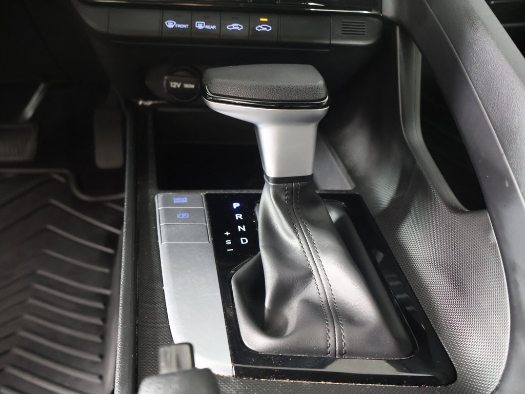 Used 2023 Hyundai Elantra SEL w/ Winter Weather Package FWD image 42