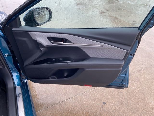 Used 2026 Toyota Camry SE w/ Multimedia Upgrade Package image 21