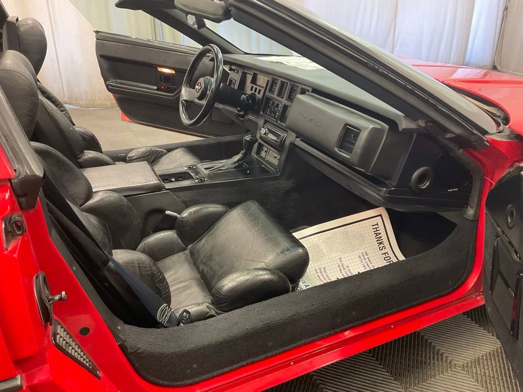 Used 1989 Chevrolet Corvette Coupe RWD image 20