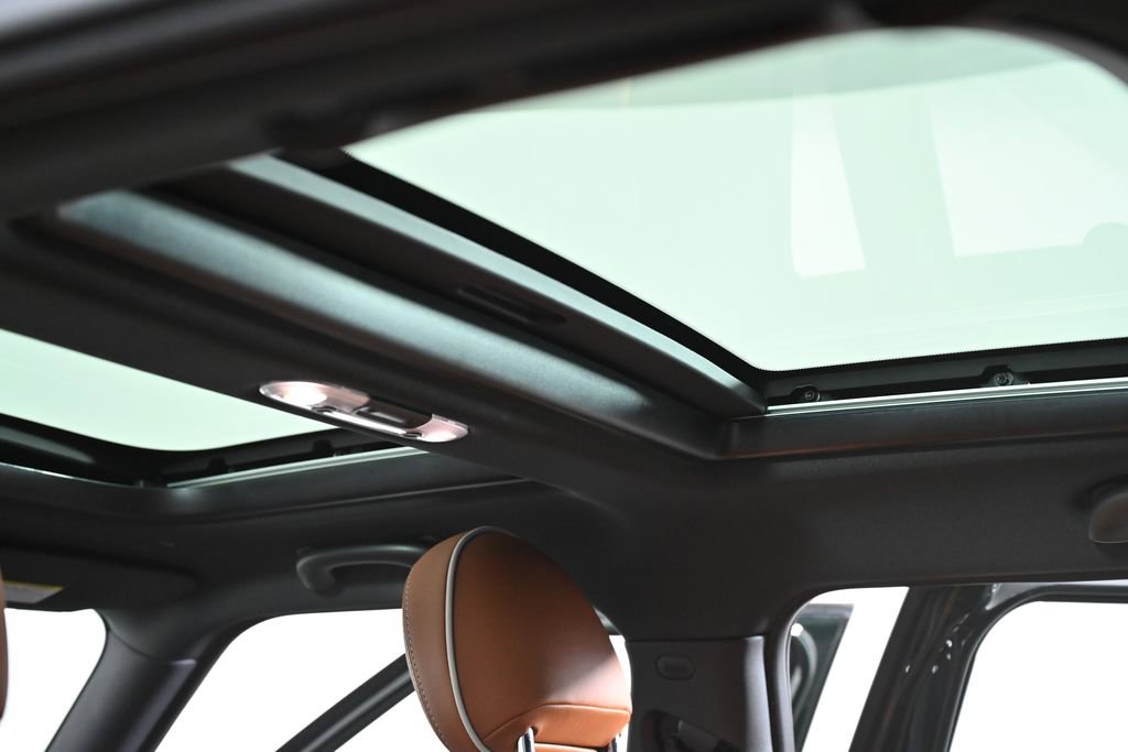 Certified 2023 MINI Cooper Clubman John Cooper Works image 28