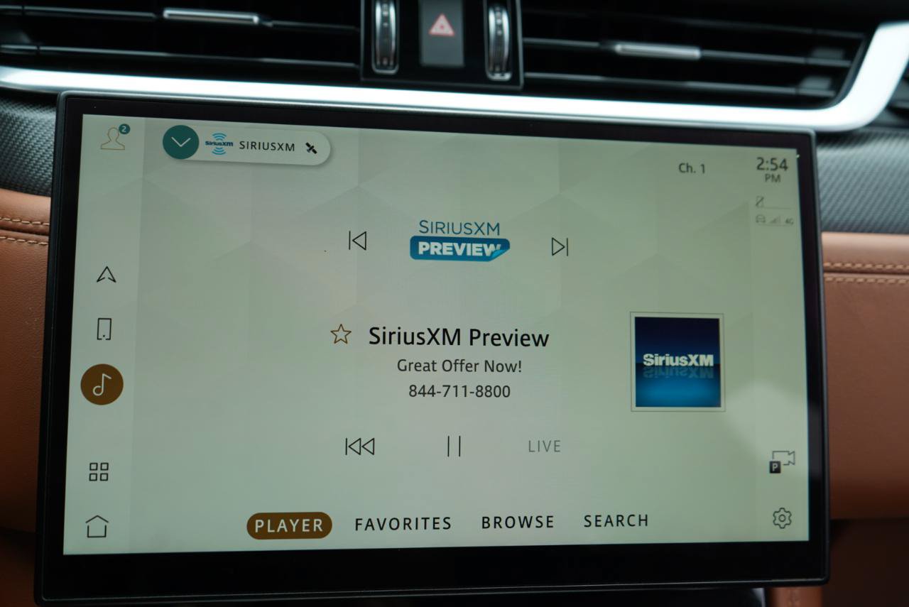 Used 2021 Jaguar F-PACE SVR AWD/4WD image 50