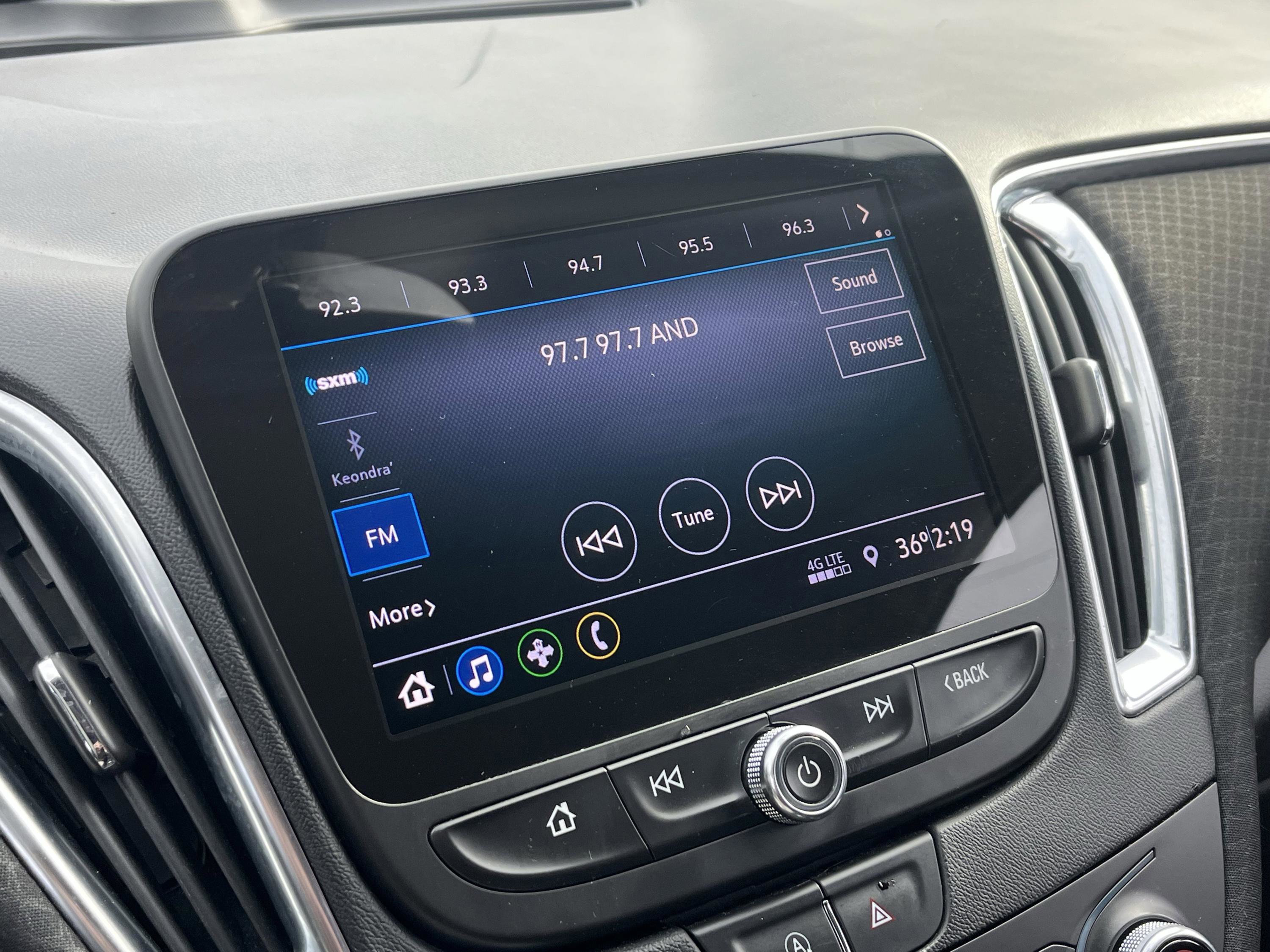 Used 2020 Chevrolet Malibu LT image 18