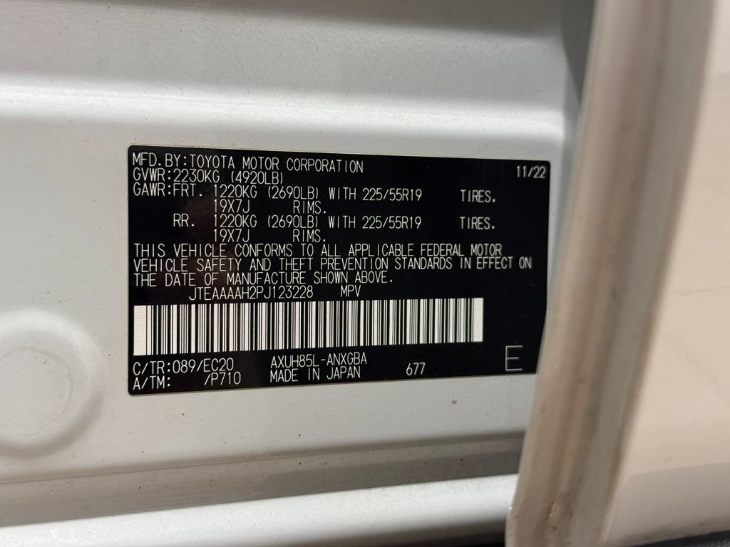 Certified 2023 Toyota Venza XLE AWD/4WD image 30