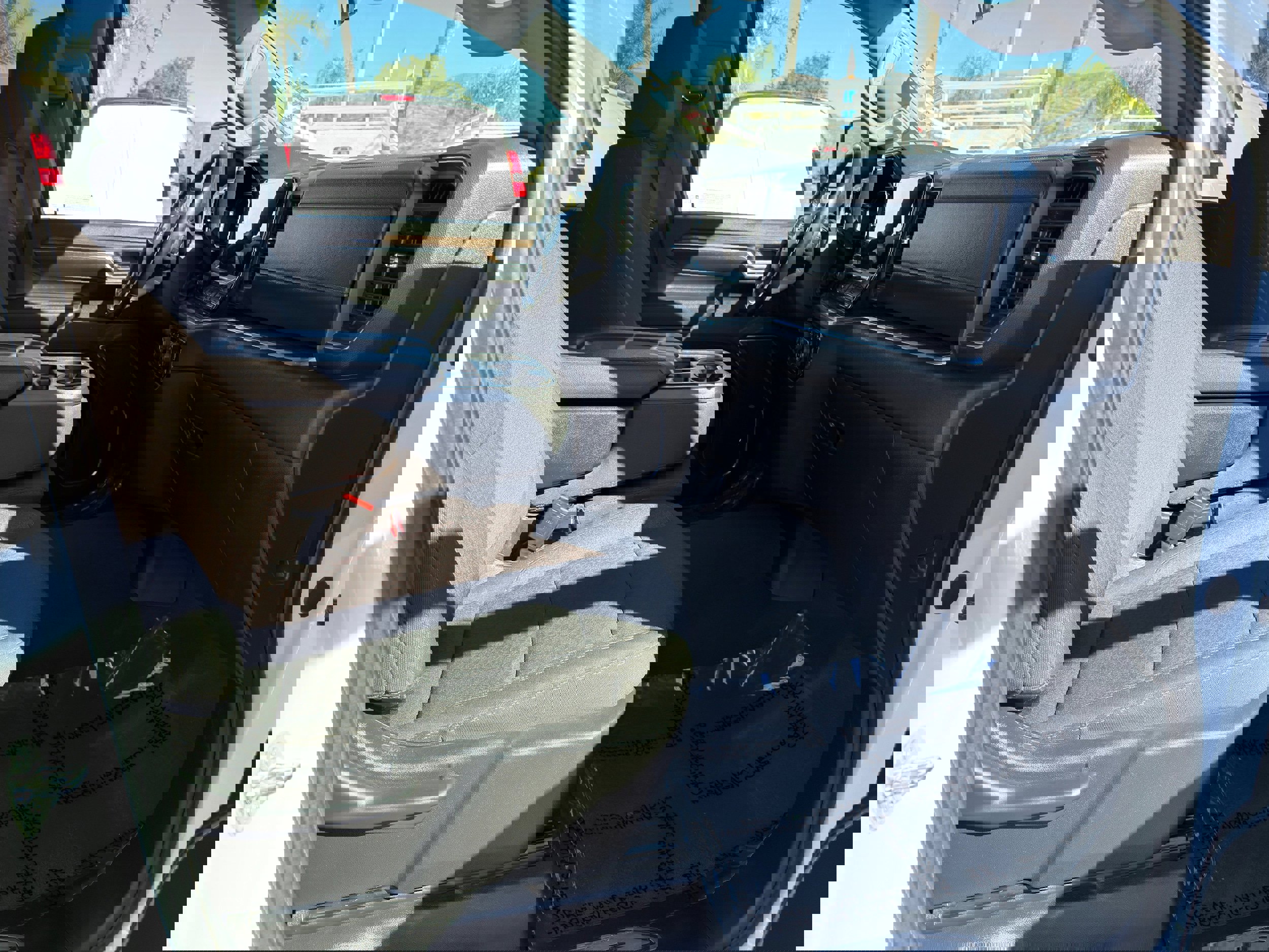 Used 2024 Chevrolet Silverado 2500 LT image 10