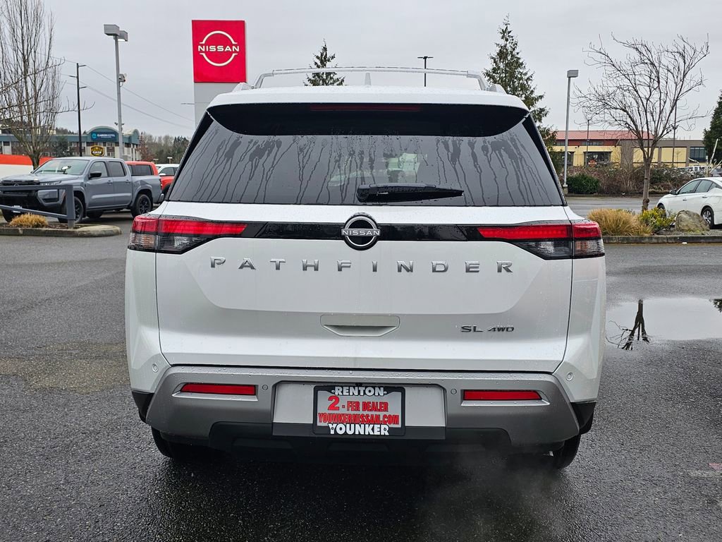 New 2025 Nissan Pathfinder SL image 6