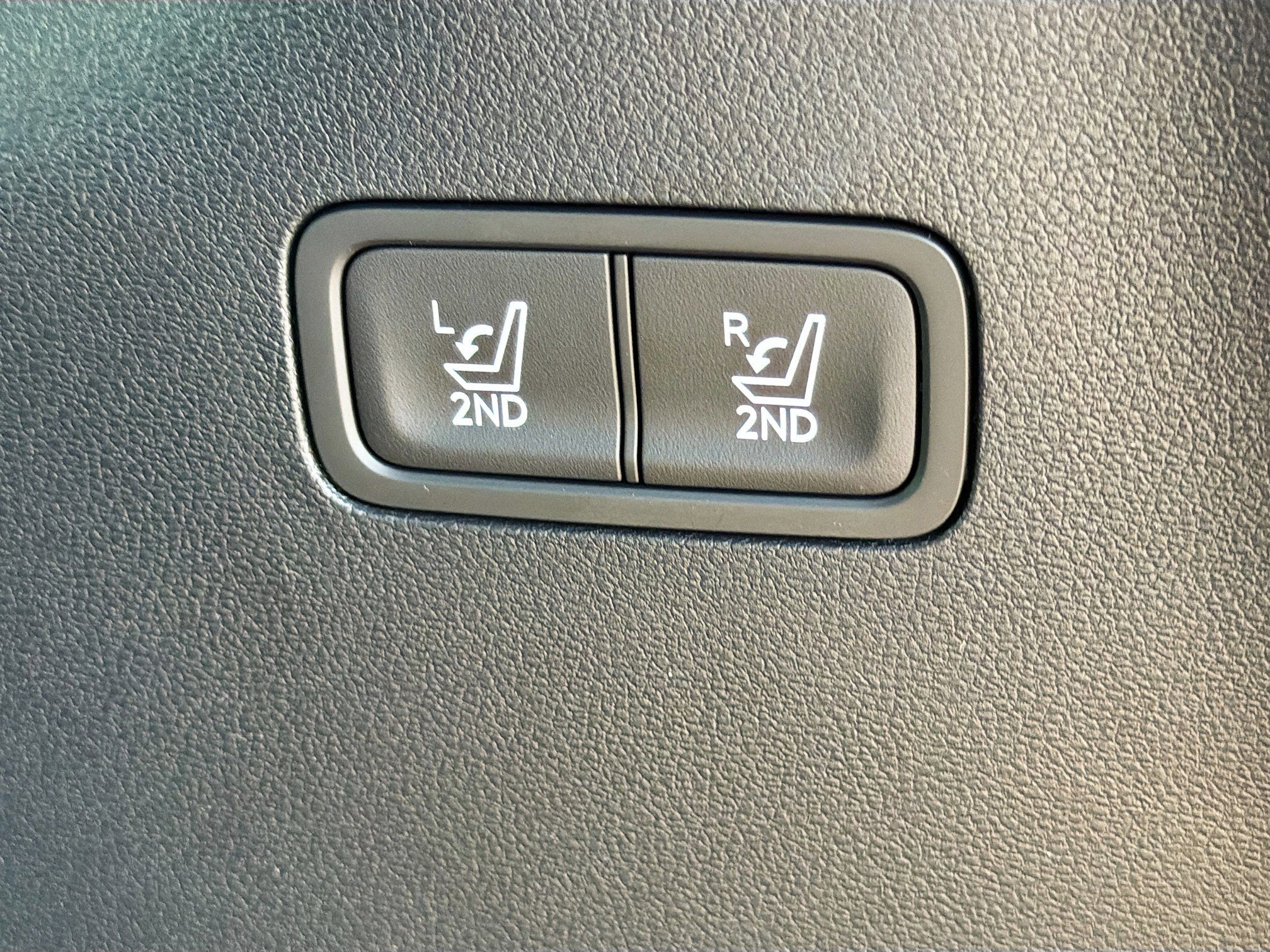 New 2026 Hyundai Santa Fe SEL image 13